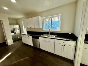 19181 Indian Springs Rd in Penn Valley, CA - Building Photo - Building Photo