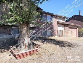 717 Raemar Dr in Colorado Springs, CO - Building Photo - Building Photo