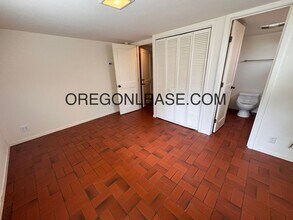 1223 Ferry St in Eugene, OR - Building Photo - Building Photo
