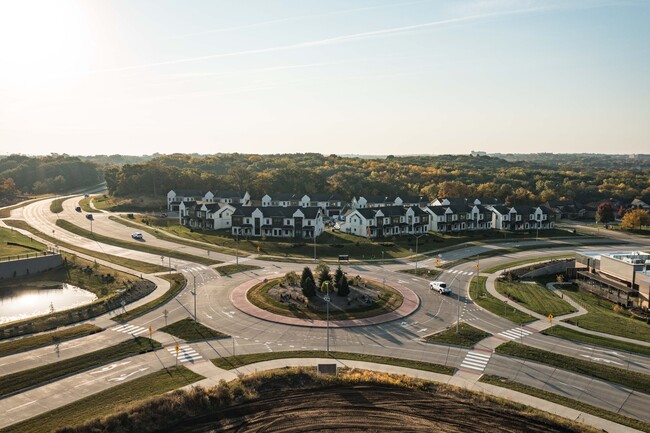 Calusa Townhomes in Urbandale, IA - Building Photo - Building Photo