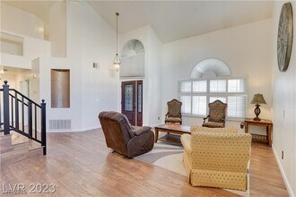 8958 Sierra Palms Way in Henderson, NV - Building Photo - Building Photo