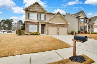 2240 Bonny Glen Cir in Austell, GA - Building Photo
