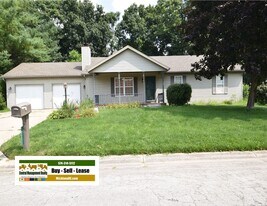 10231 Glen Meadow Ln in Granger, IN - Building Photo