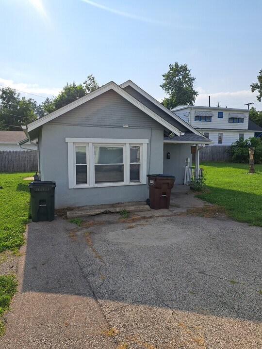 4015 Keats Dr in Dayton, OH - Building Photo