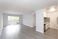 St Andrews Apartments in Los Angeles, CA - Building Photo - Interior Photo