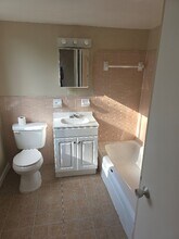 7521 Riverdale Rd in New Carrollton, MD - Building Photo - Building Photo