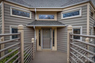 14623 Waterside Dr in Charlotte, NC - Building Photo