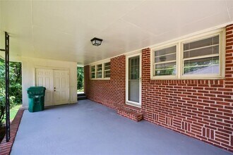 1376 Woodbine St in Marietta, GA - Building Photo - Building Photo