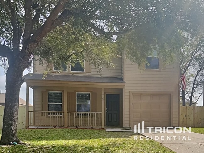 16783 Fallen Timbers Dr in Conroe, TX - Building Photo - Building Photo