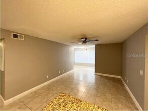 5144 Conroy Rd in Orlando, FL - Building Photo - Building Photo