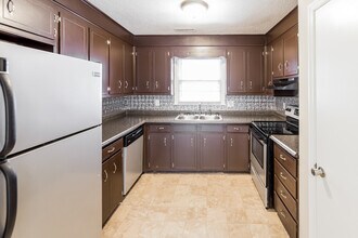 109 Terry Ave in Summerville, SC - Building Photo - Building Photo