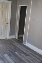 6812 Whitney Ave-Unit -1 in Cleveland, OH - Building Photo - Building Photo