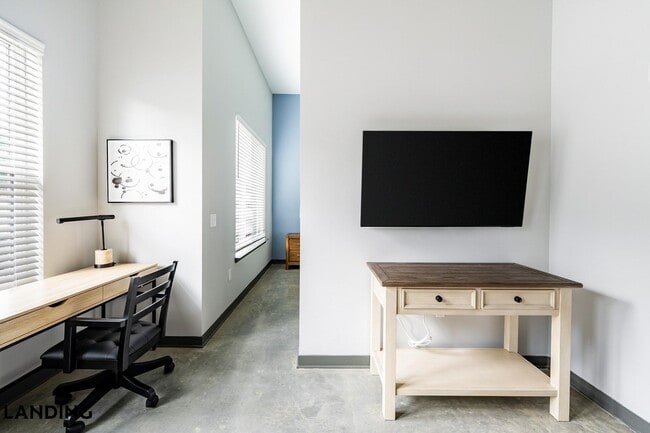 8511 Myslak Wy, Unit 8505-109 in Pensacola, FL - Building Photo - Building Photo