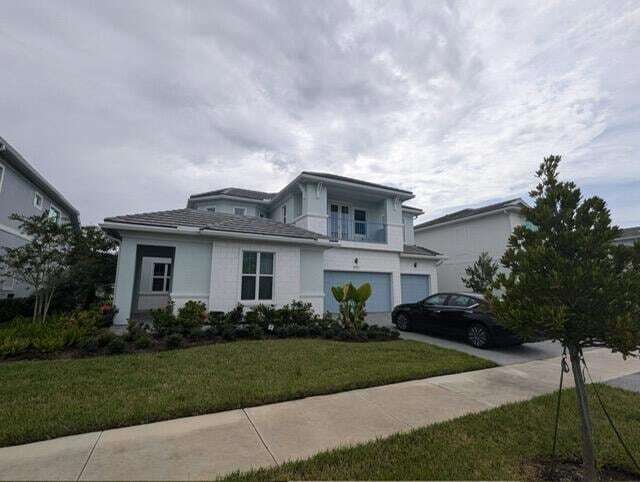 9292 Crestview Cir in Palm Beach Gardens, FL - Building Photo