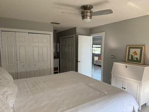 340 Causeway Blvd in Dunedin, FL - Foto de edificio - Building Photo