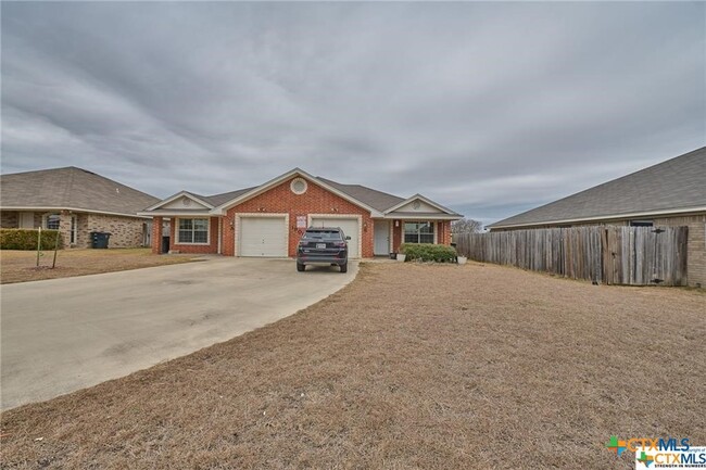 1909 Charleston Ct in Killeen, TX - Building Photo - Building Photo