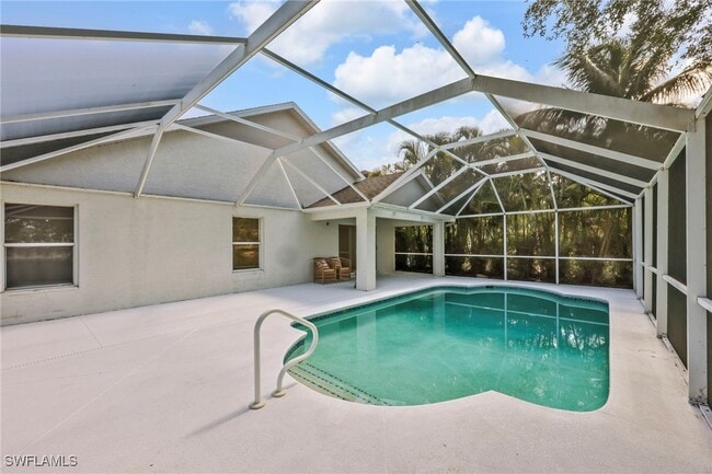 property at 15015 Savannah Dr