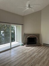 14324 126th Ave NE, Unit C301 in Kirkland, WA - Building Photo - Building Photo