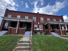 836 E Whittier St in Columbus, OH - Building Photo