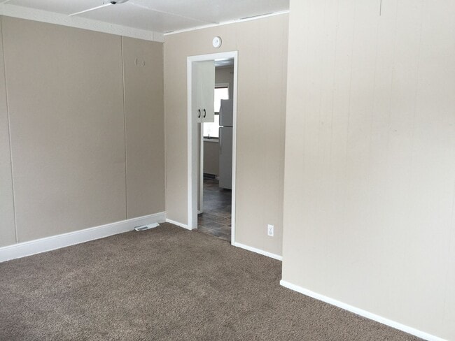 property at 233 8th Ave NE