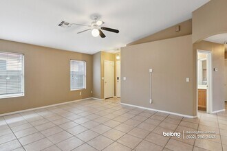 4545 N 67th Ave in Phoenix, AZ - Building Photo - Building Photo