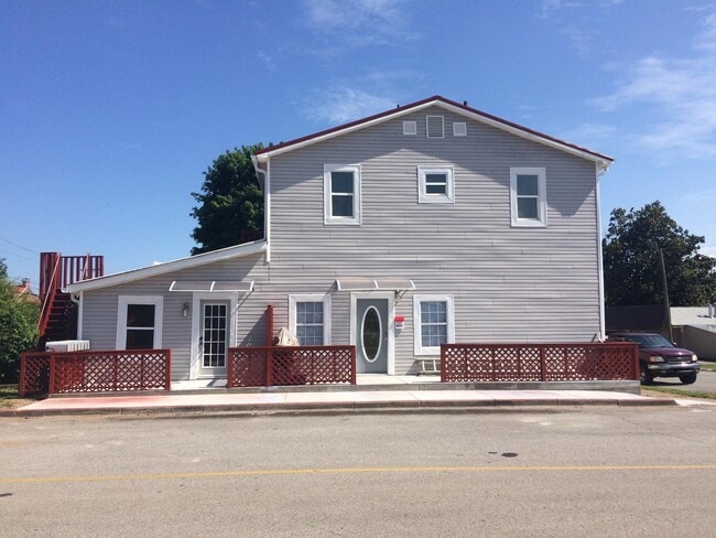107 Cedar Street, Unit APT6