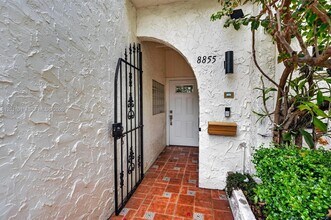8855 SW 62nd Terrace in Miami, FL - Building Photo - Building Photo
