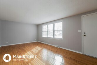 4400 NW 50th St in Kansas City, MO - Building Photo - Building Photo