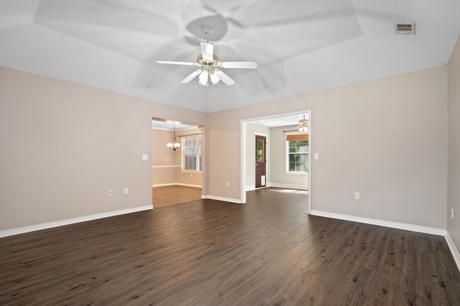 165 Robbins Blvd in Daphne, AL - Building Photo - Building Photo