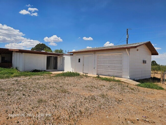property at 1301 High St