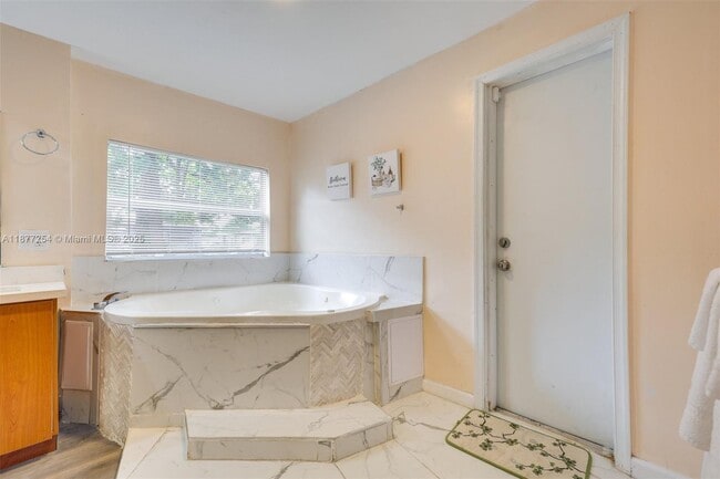 property at 610 Carolina Ave