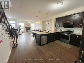 100 Escarpment Cres in Ottawa, ON - Building Photo - Building Photo