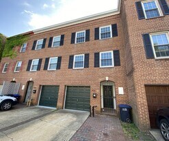 412 4th St SE, Unit Lower in Washington, DC - Building Photo