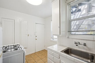 20 Richardson Ave in San Francisco, CA - Building Photo - Building Photo