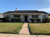10427 Huntington Dale Dr photo'