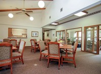 Pheasant Branch Senior Apartments in Middleton, WI - Foto de edificio - Building Photo