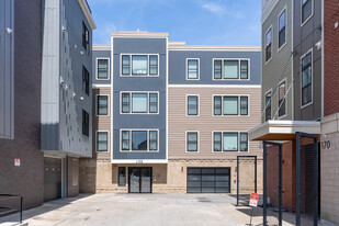 135 Athens St in Boston, MA - Building Photo