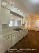 516 Foxfire Rd in Edmond, OK - Building Photo - Building Photo
