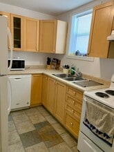 95 Barrette St in Ottawa, ON - Building Photo - Building Photo