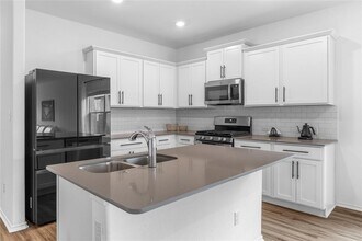 432 Wolf Springs Rd in Georgetown, TX - Building Photo - Building Photo