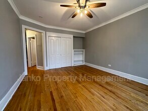 5911 W Huron St in Chicago, IL - Building Photo - Building Photo