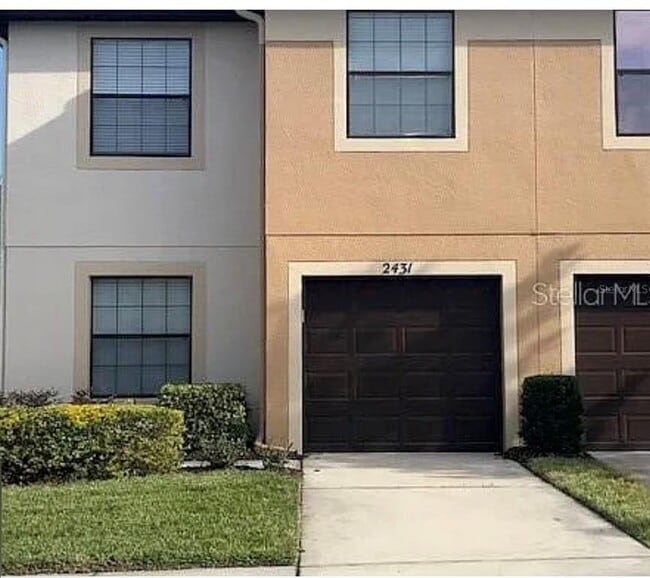 property at 2431 Hibiscus Bay Ln