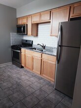 7922 S Marshfield Ave in Chicago, IL - Building Photo - Building Photo