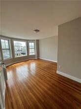 140 Broadway-Unit -3 in Newport, RI - Building Photo - Building Photo
