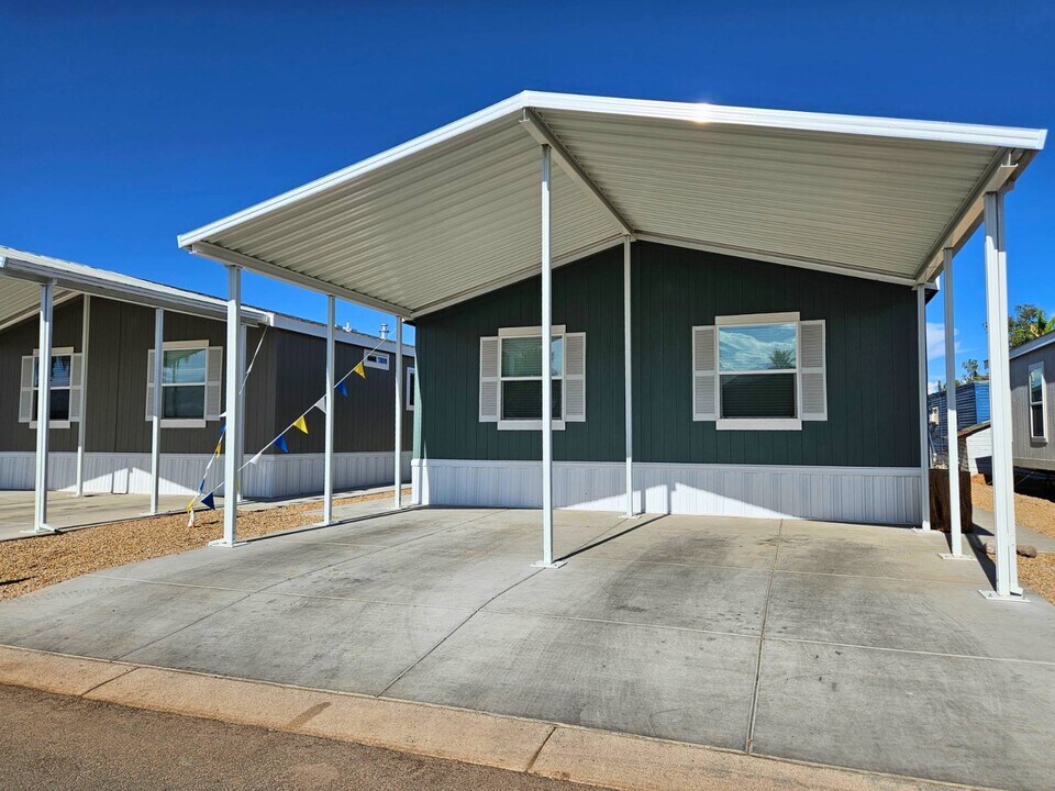 1409 N French St in Casa Grande, AZ - Building Photo