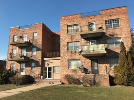 Hilbrae House Apartments