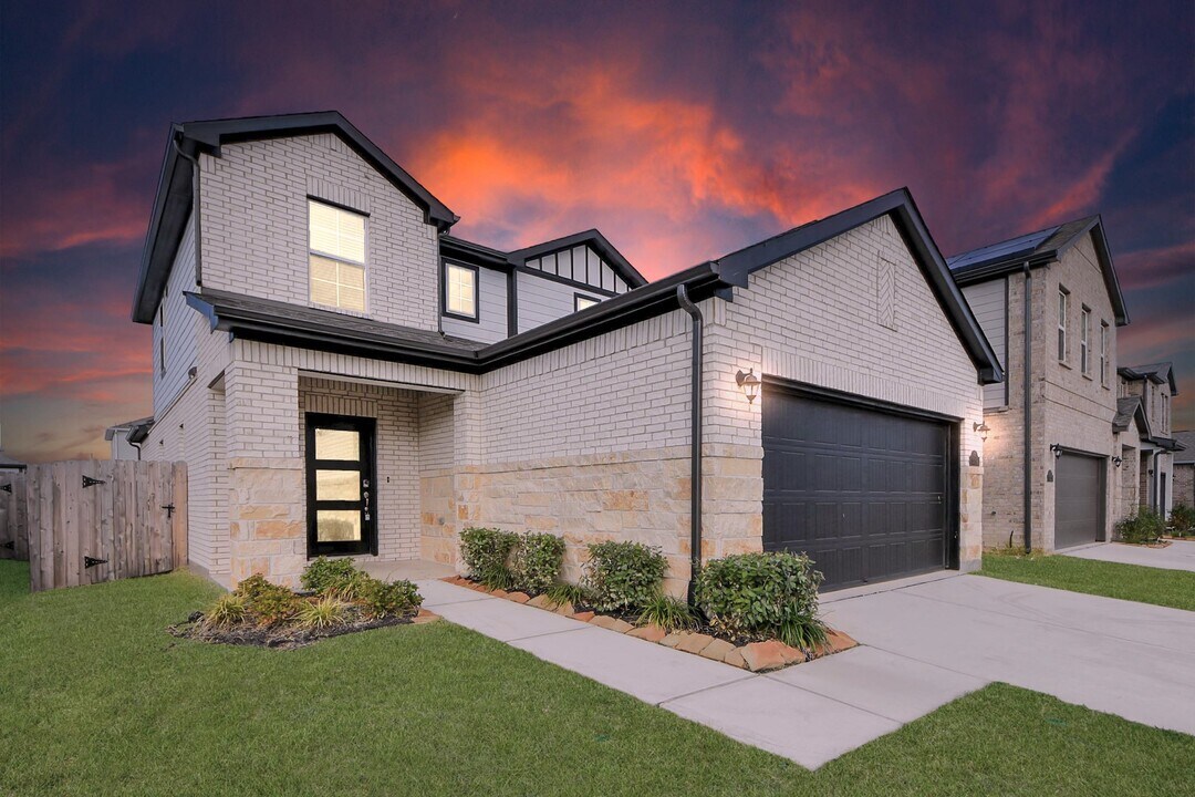 5819 Blue Grama Dr in Katy, TX - Building Photo