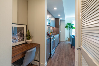 Webster Eleven in Oakland, CA - Building Photo - Interior Photo