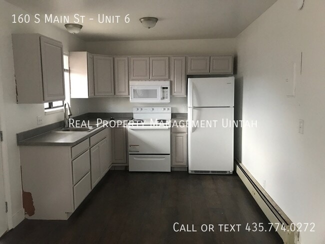 160 S Main St in Roosevelt, UT - Building Photo - Building Photo