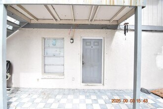 6618 N Church Ave in Tampa, FL - Building Photo - Building Photo